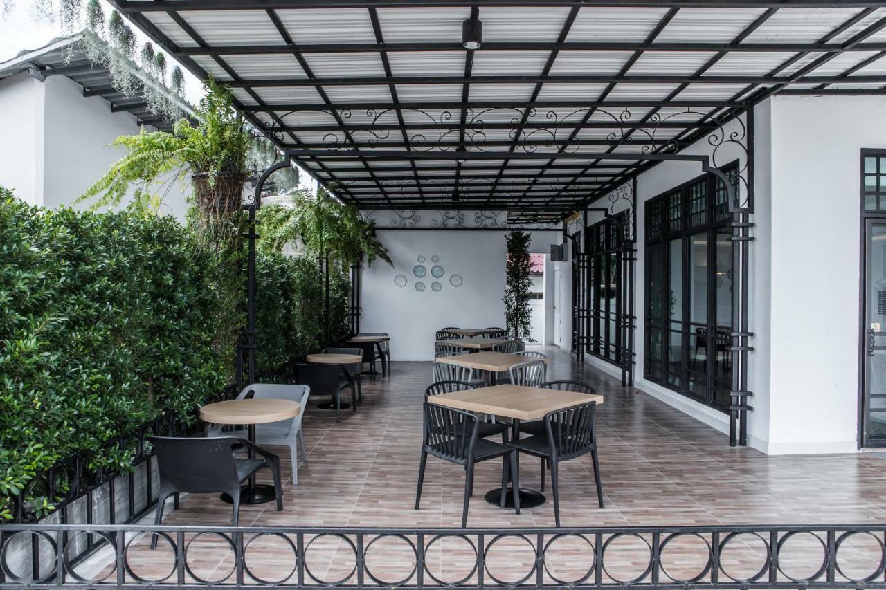Haus Hotel Udonthani Eksteriør billede